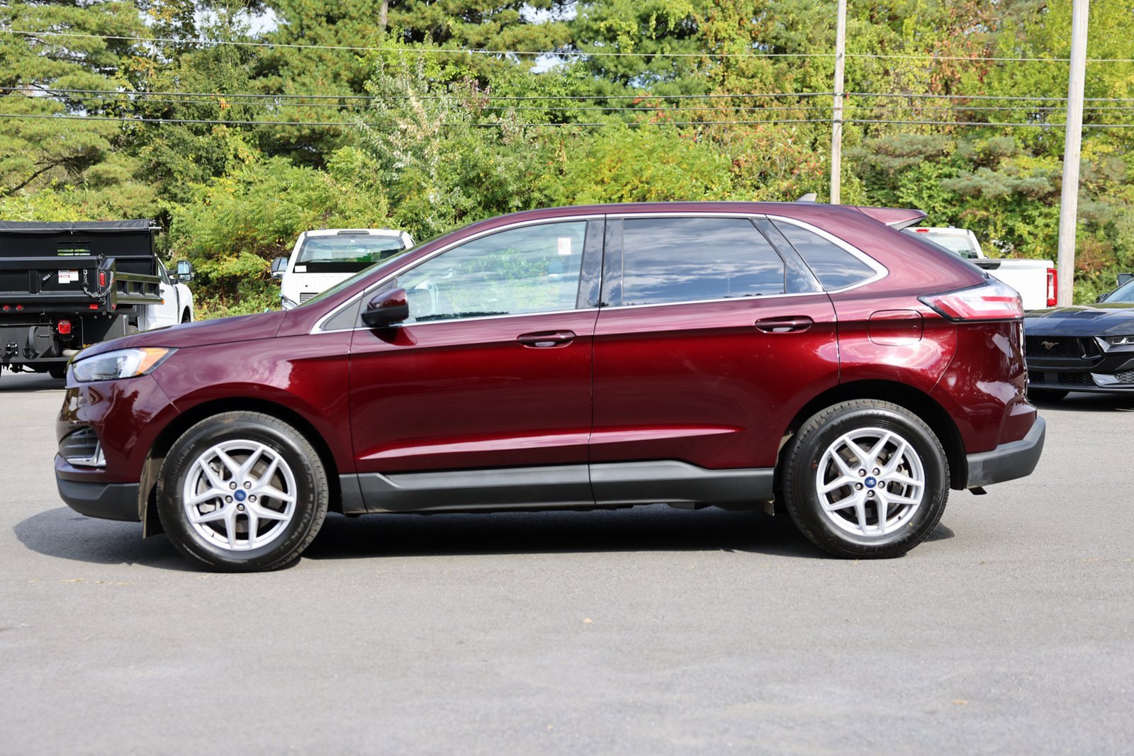Used 2022 Ford Edge SEL w/ Convenience Package image 6