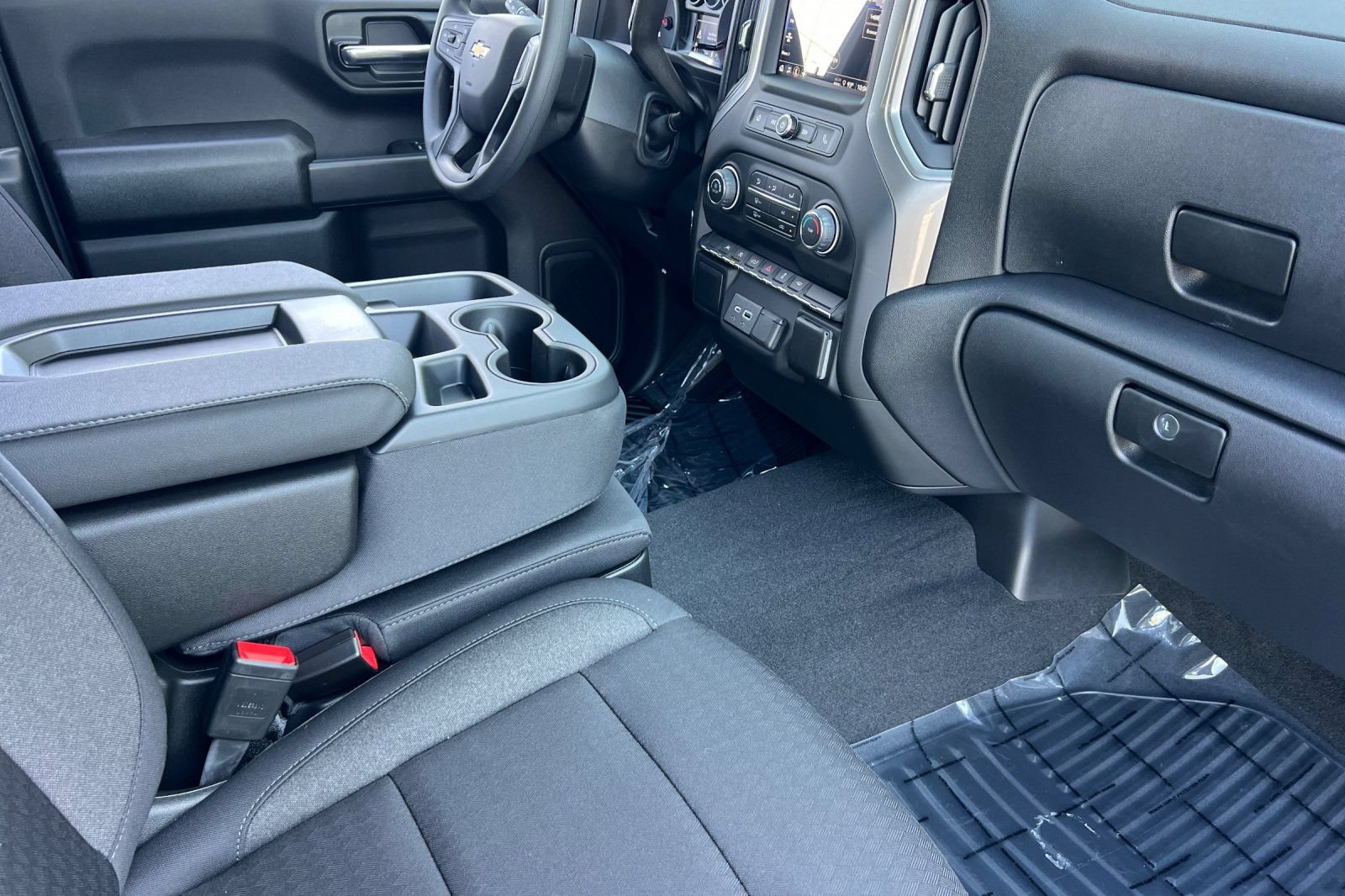 New 2026 Chevrolet Silverado 1500 Custom w/ Turbomax Blackout Package RWD image 17