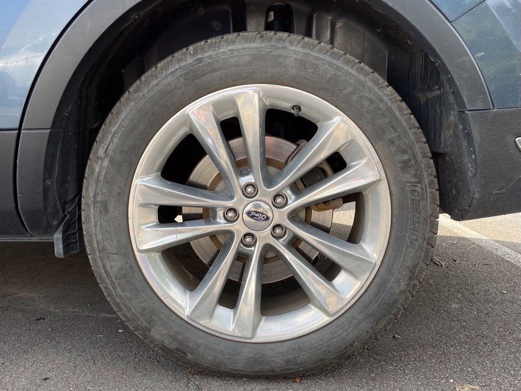 Used 2018 Ford Explorer Limited w/ Equipment Group 301A FWD image 30