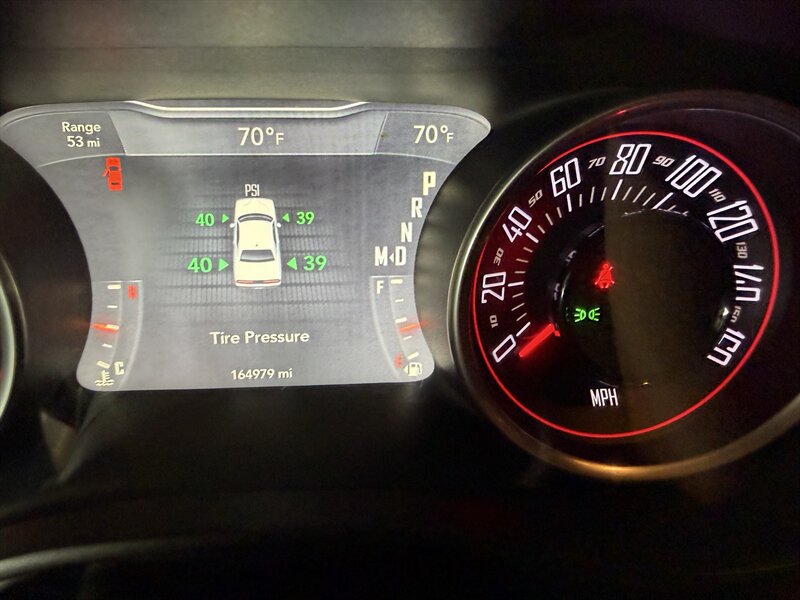 Used 2016 Dodge Challenger SXT RWD image 13