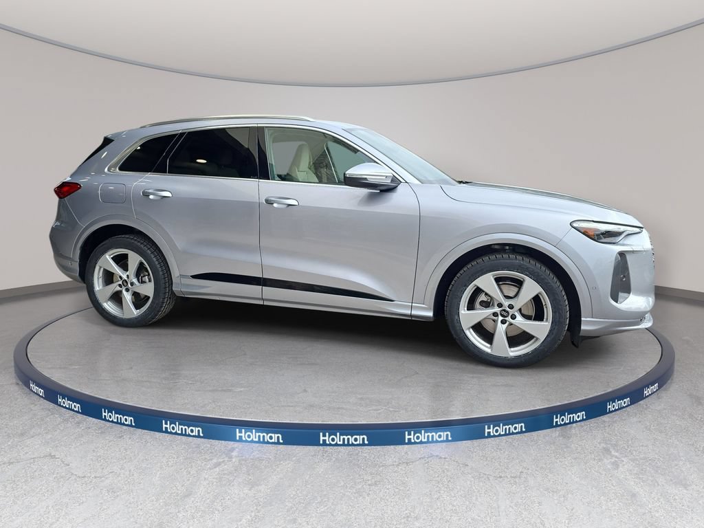 Used 2025 Audi Q5 Prestige AWD/4WD image 5