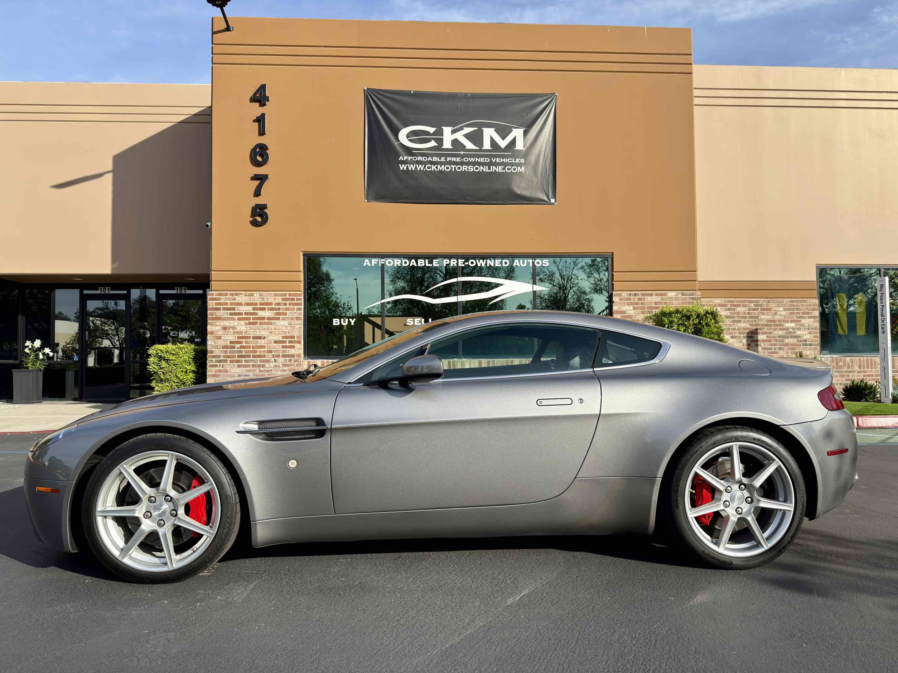 Used 2006 Aston Martin V8 Vantage Coupe RWD image 3