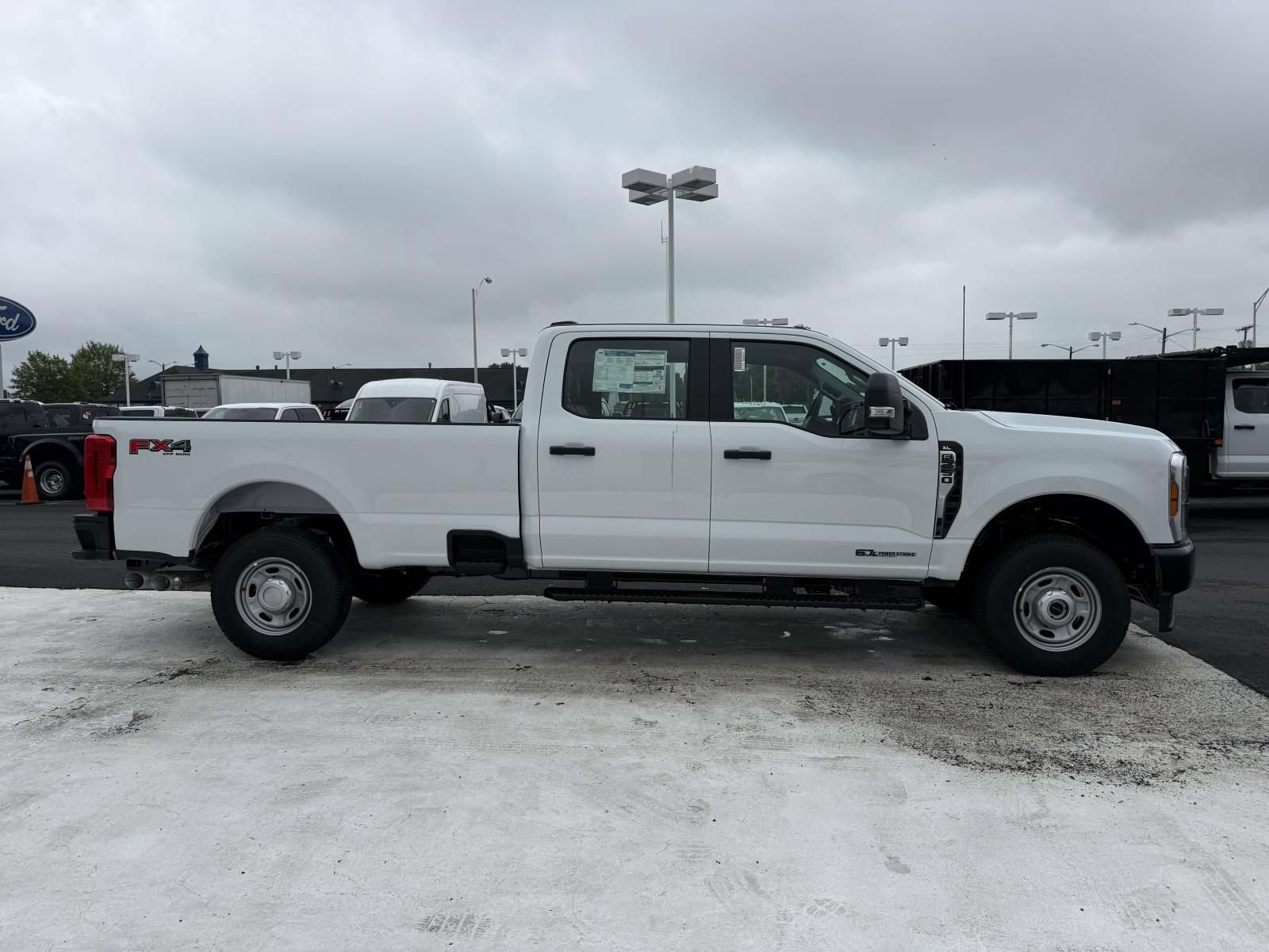 New 2026 Ford F250 XL w/ XL Driver Assist Package AWD/4WD image 2