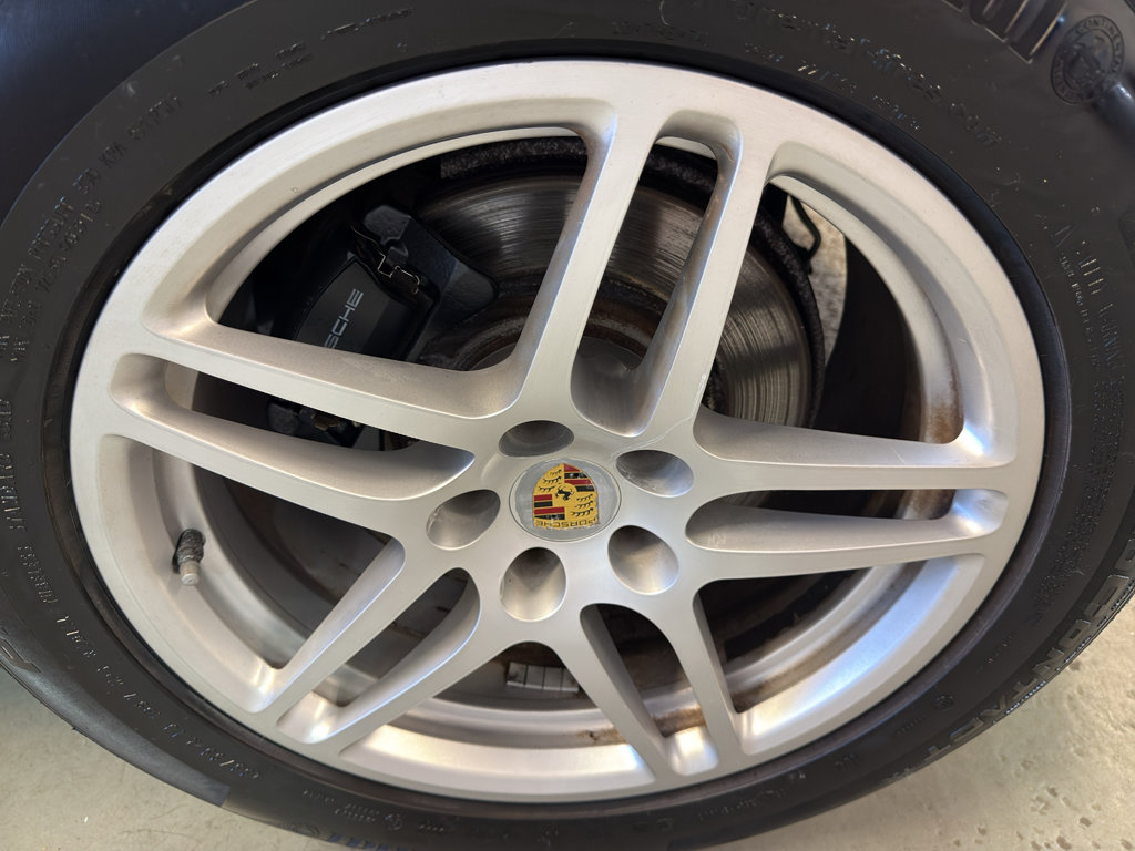 Used 2017 Porsche Macan AWD/4WD image 35