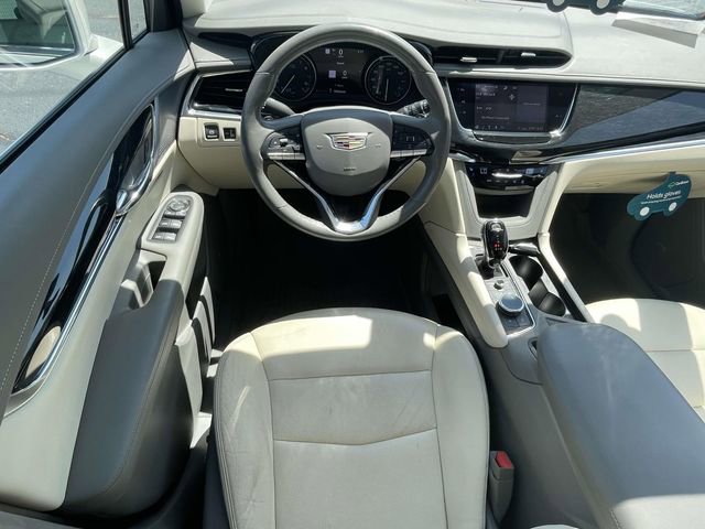 Certified 2020 Cadillac XT6 Premium Luxury FWD image 13