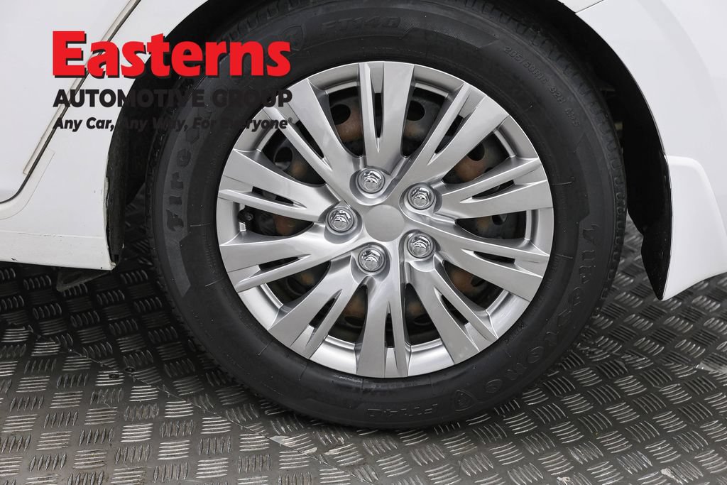 Used 2020 Nissan Sentra S FWD image 32