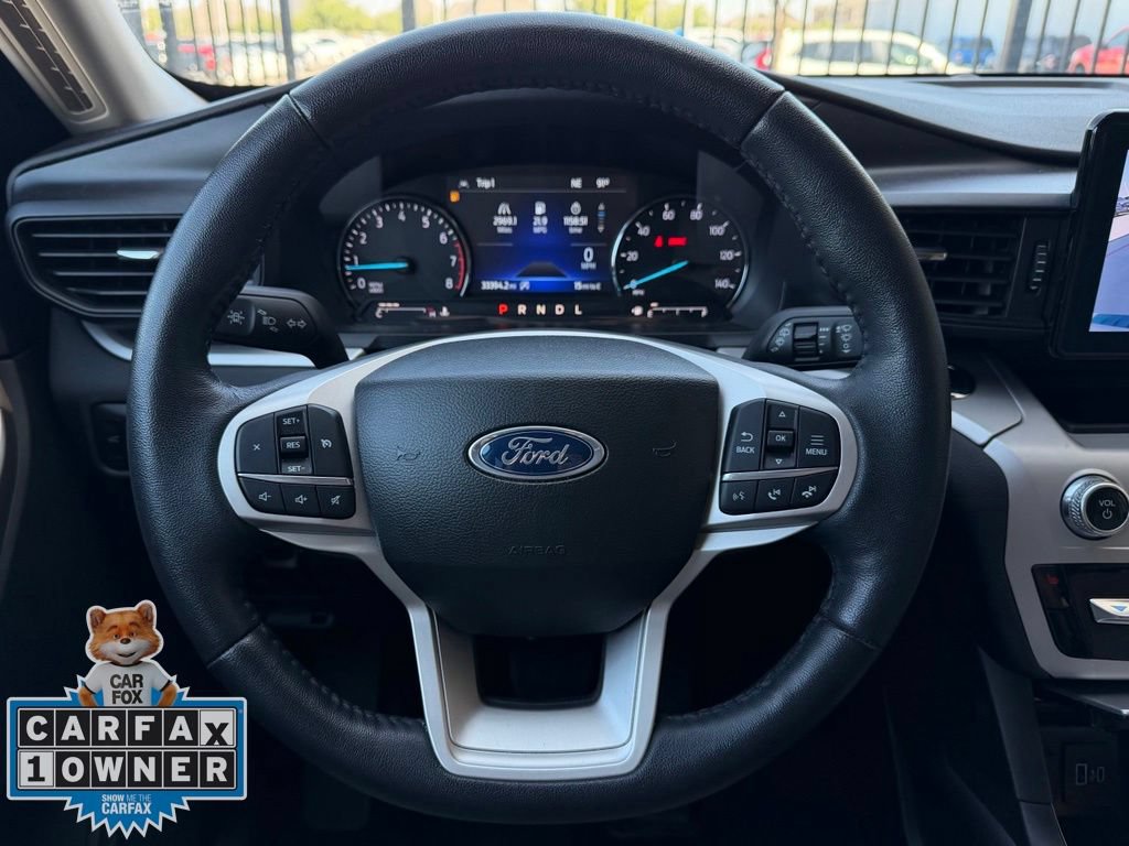 Used 2023 Ford Explorer XLT AWD/4WD image 12
