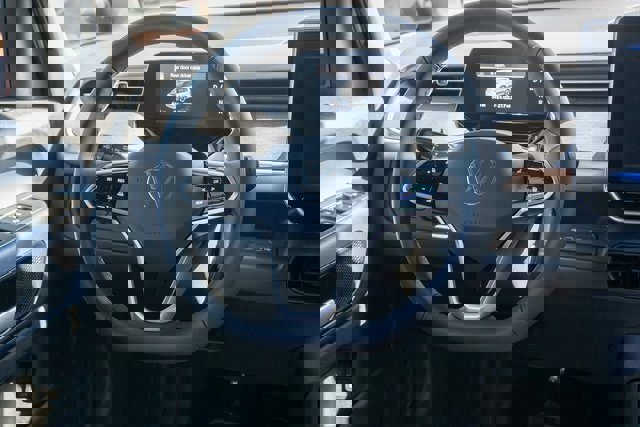 New 2025 Volkswagen ID. Buzz Pro S image 31