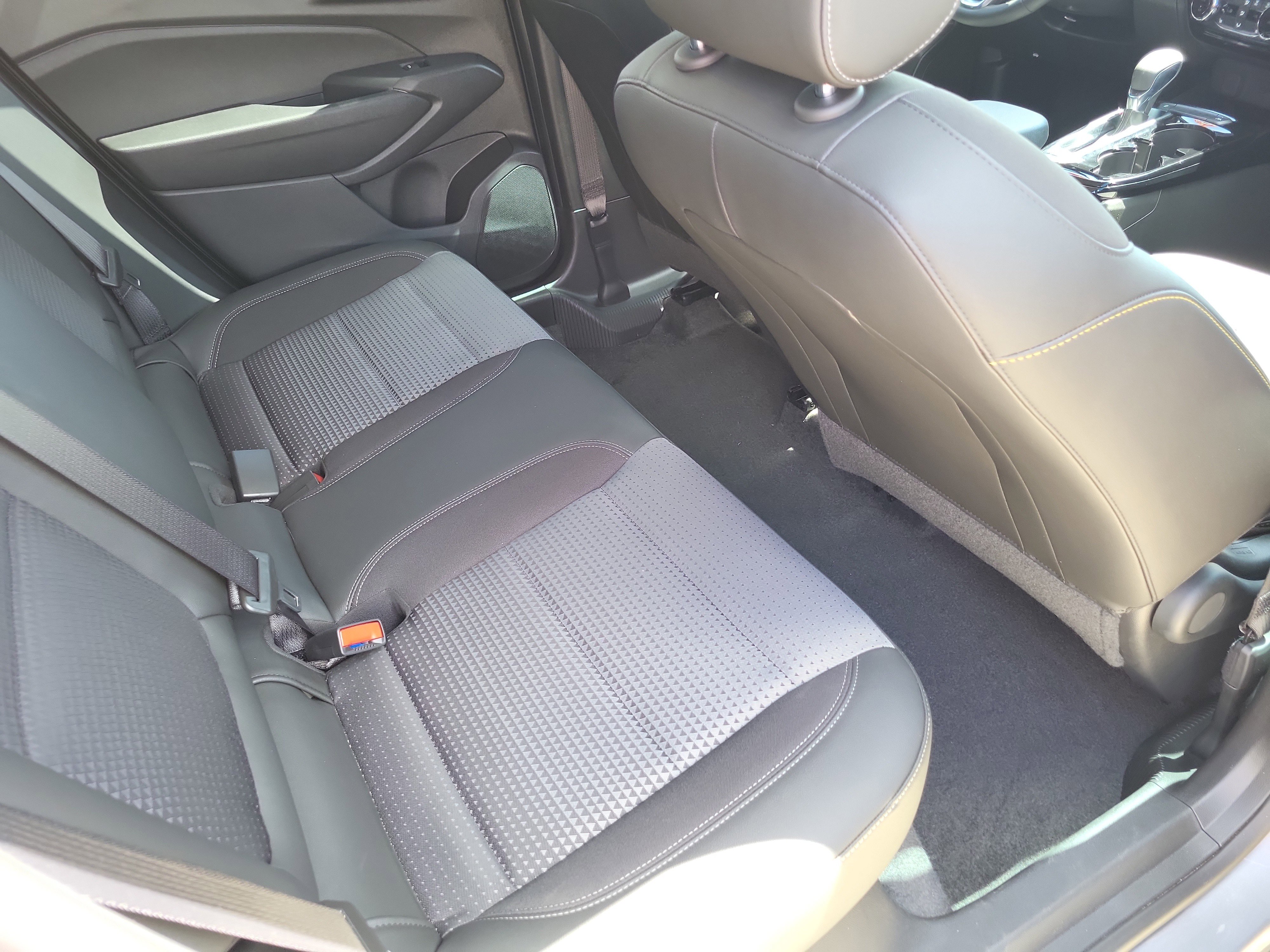 Used 2025 Chevrolet Trax LT w/ Driver Confidence Package image 11