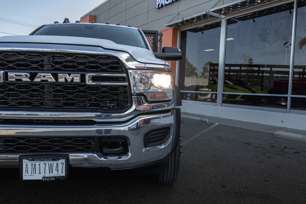 Used 2019 RAM 5500 Tradesman image 5