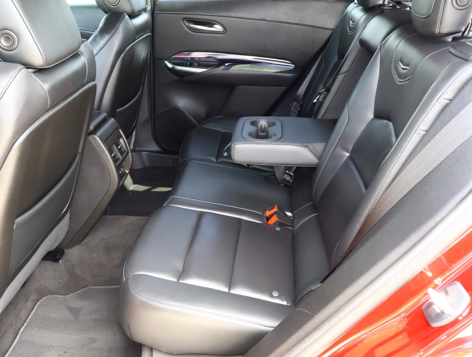 Used 2023 Cadillac XT4 Luxury w/ Cold Weather Package FWD image 26