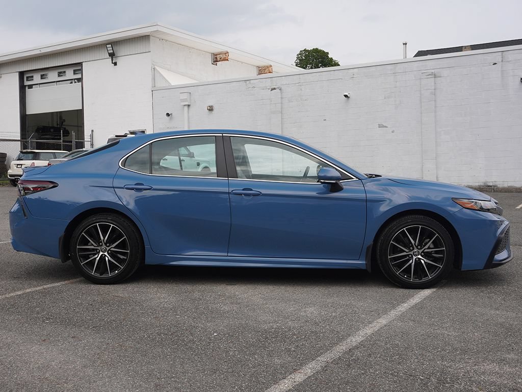 Used 2024 Toyota Camry SE FWD image 14
