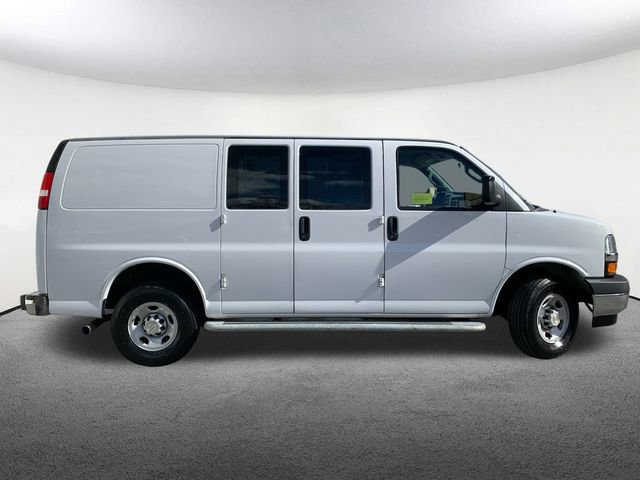 Certified 2024 Chevrolet Express 2500 Work Van w/ Driver Convenience Package image 15