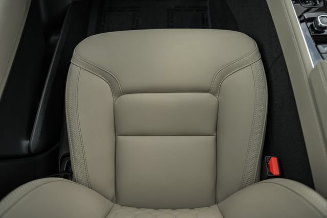 New 2026 Volvo XC90 T8 Plus w/ Protection Package Premier AWD/4WD image 30
