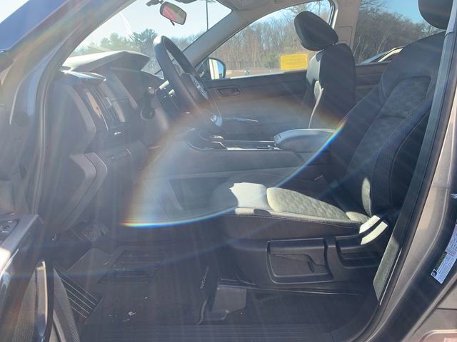 Used 2025 Nissan Pathfinder S image 37