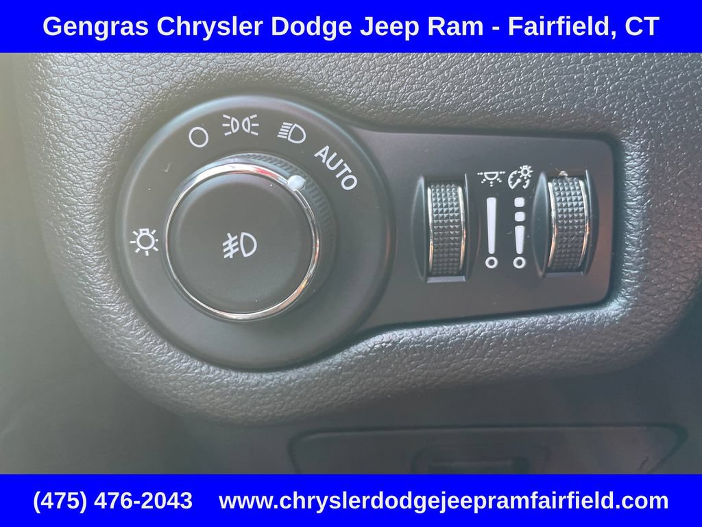 Used 2017 Jeep Cherokee High Altitude AWD/4WD image 55