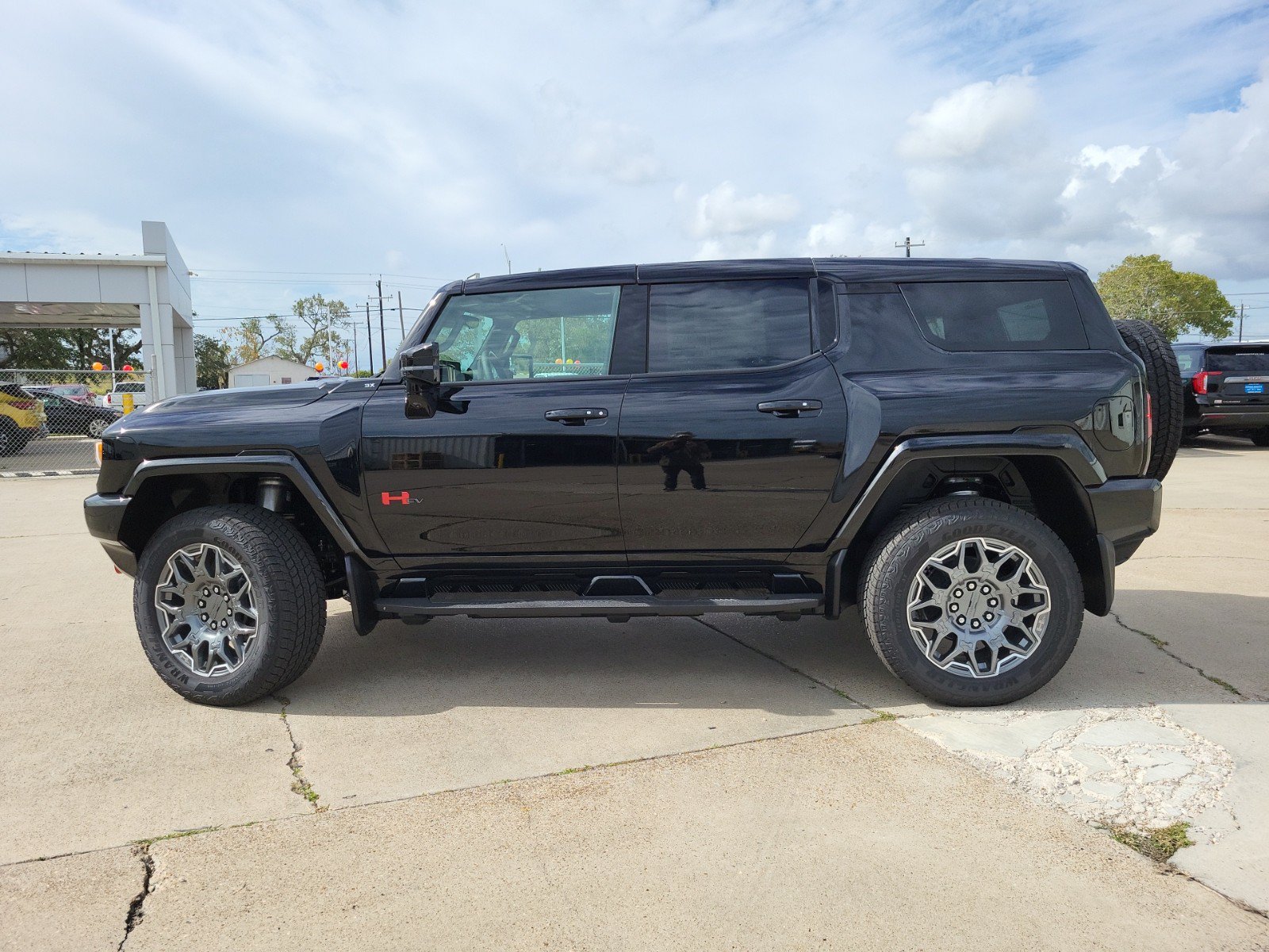 New 2025 GMC Hummer EV 3X AWD/4WD image 8