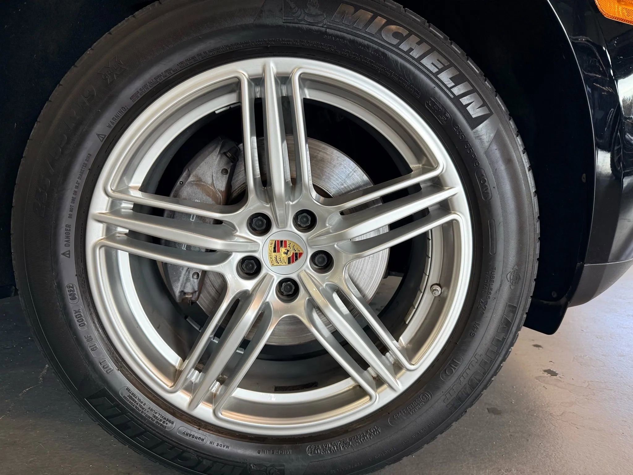 Used 2018 Porsche Macan Sport Edition image 40