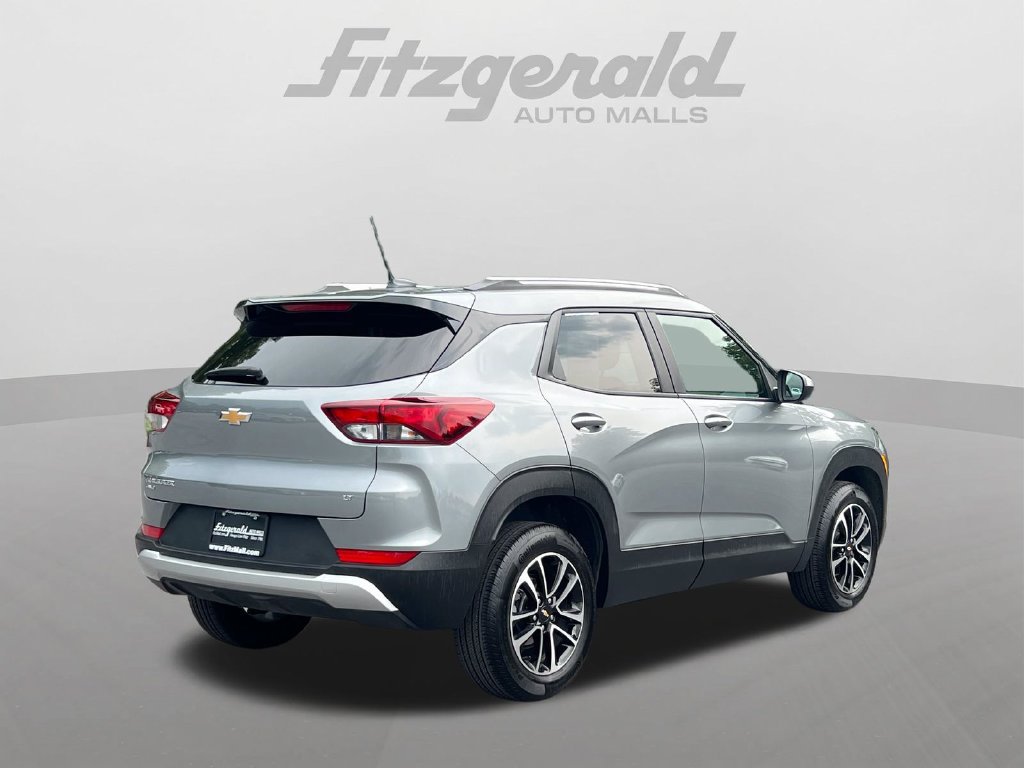Used 2026 Chevrolet TrailBlazer LT AWD/4WD image 8