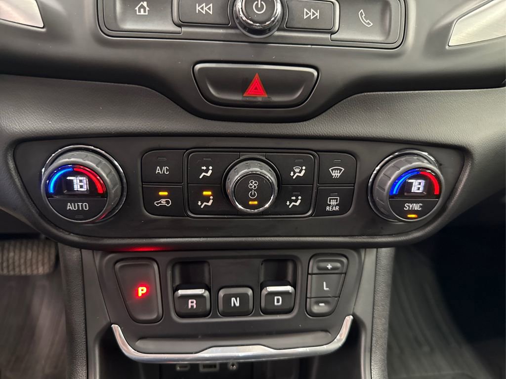 Used 2021 GMC Terrain SLE w/ Driver Convenience Package image 30