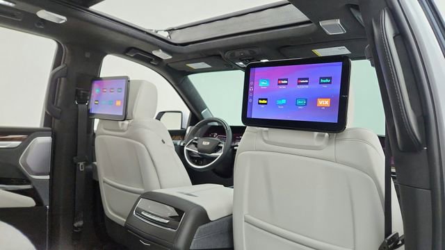 Used 2026 Cadillac Escalade Platinum Sport AWD/4WD image 23