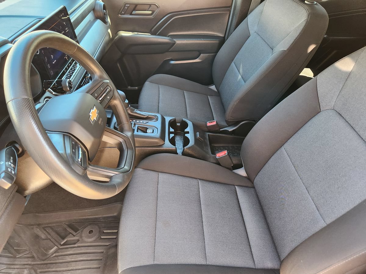 Used 2023 Chevrolet Colorado W/T w/ LPO, Pro Essentials Package RWD image 29