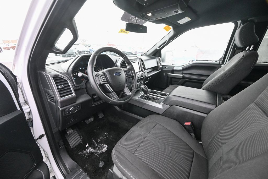 Used 2015 Ford F150 XLT w/ Equipment Group 302A Luxury image 17