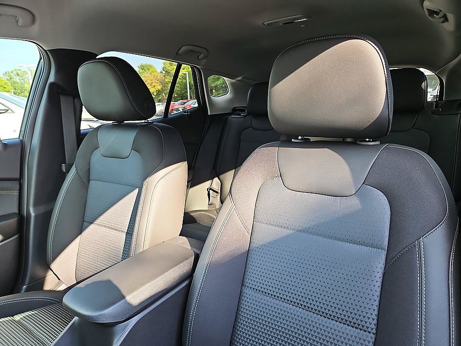 New 2026 Chevrolet Trax LT FWD image 15