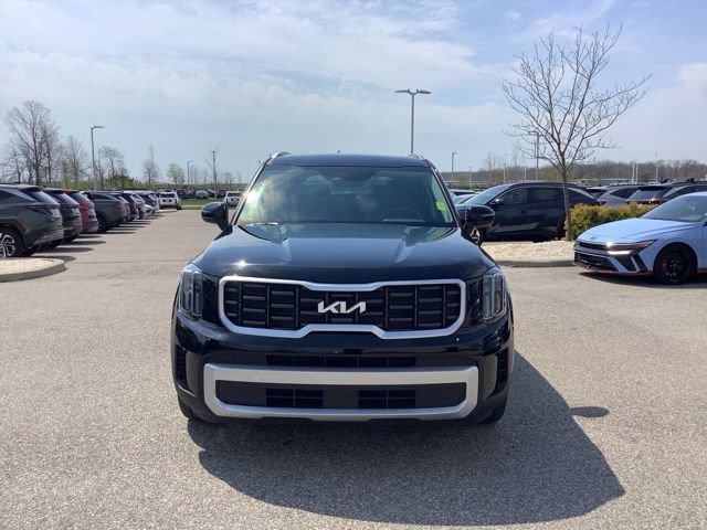 Used 2025 Kia Telluride S image 2