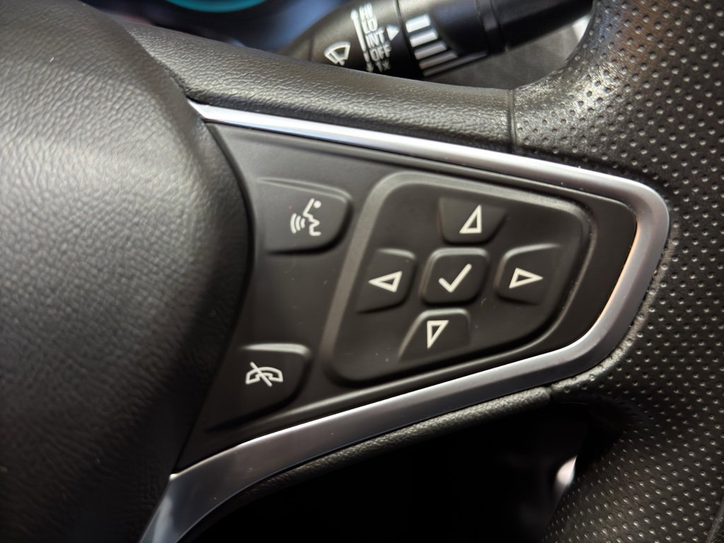 Used 2022 Chevrolet Malibu LT image 22