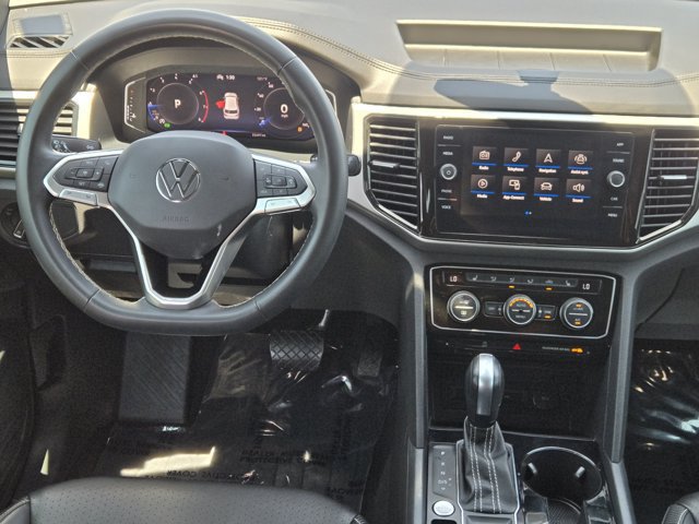 Used 2023 Volkswagen Atlas Cross Sport SE FWD image 26