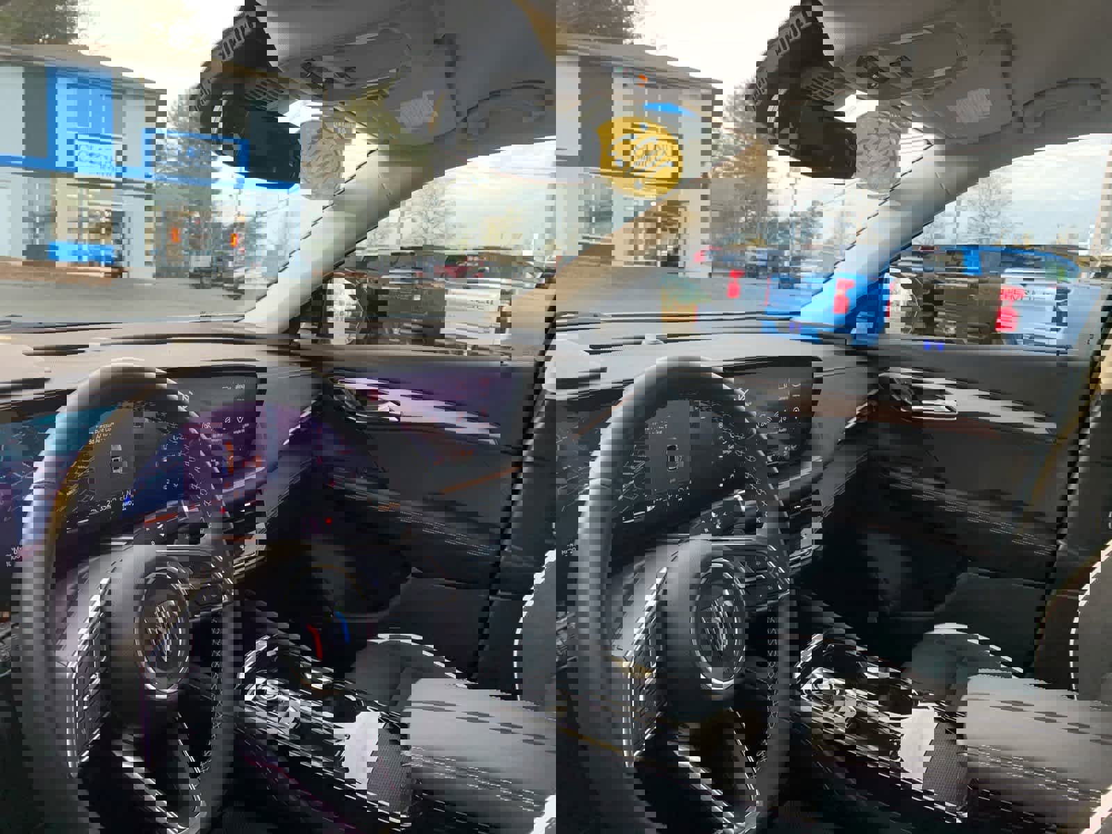 Used 2025 Buick Envision Sport Touring image 14