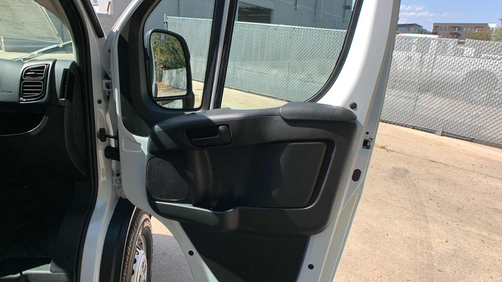 New 2025 RAM ProMaster 1500 w/ Convenience Group image 22