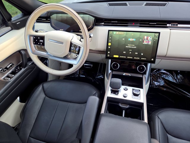 Used 2023 Land Rover Range Rover SE AWD/4WD image 36