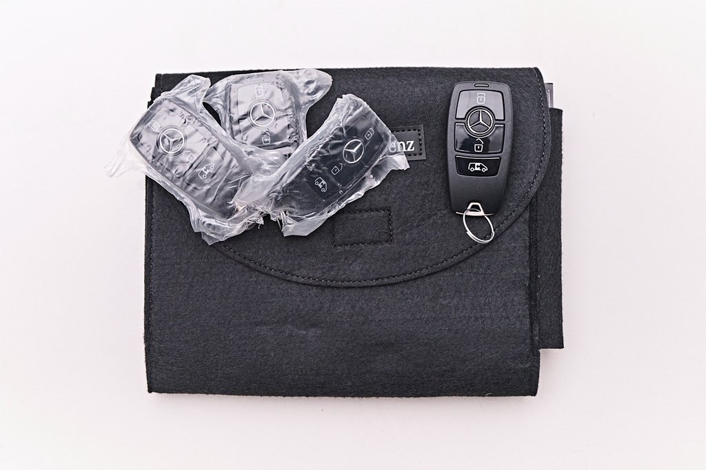 Used 2024 Mercedes-Benz Sprinter 3500 w/ Parking Package image 75