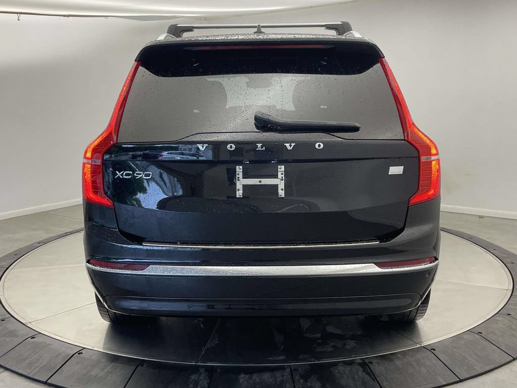 Used 2024 Volvo XC90 T8 Ultimate w/ Protection Package Premier AWD/4WD image 4
