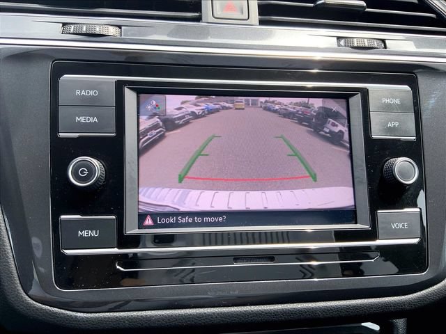 Certified 2023 Volkswagen Tiguan S FWD image 25