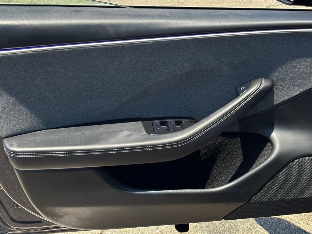 Used 2025 Tesla Model 3 Long Range RWD image 18