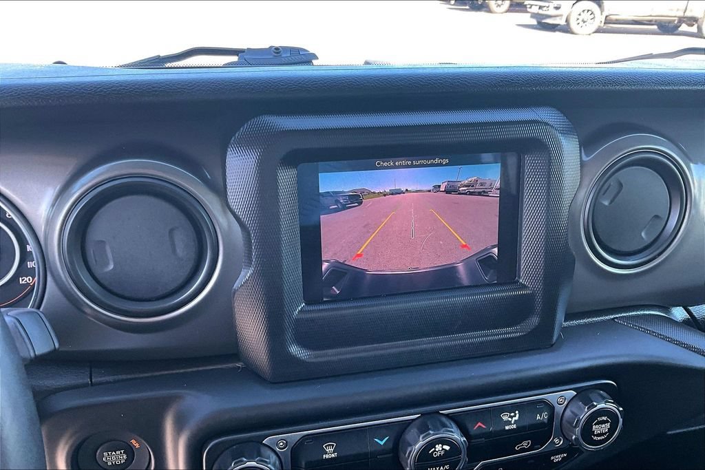 Used 2023 Jeep Gladiator Sport AWD/4WD image 22