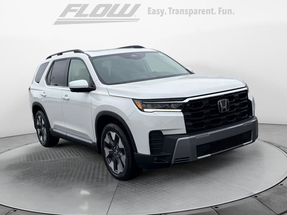 New 2026 Honda Pilot Touring image 1