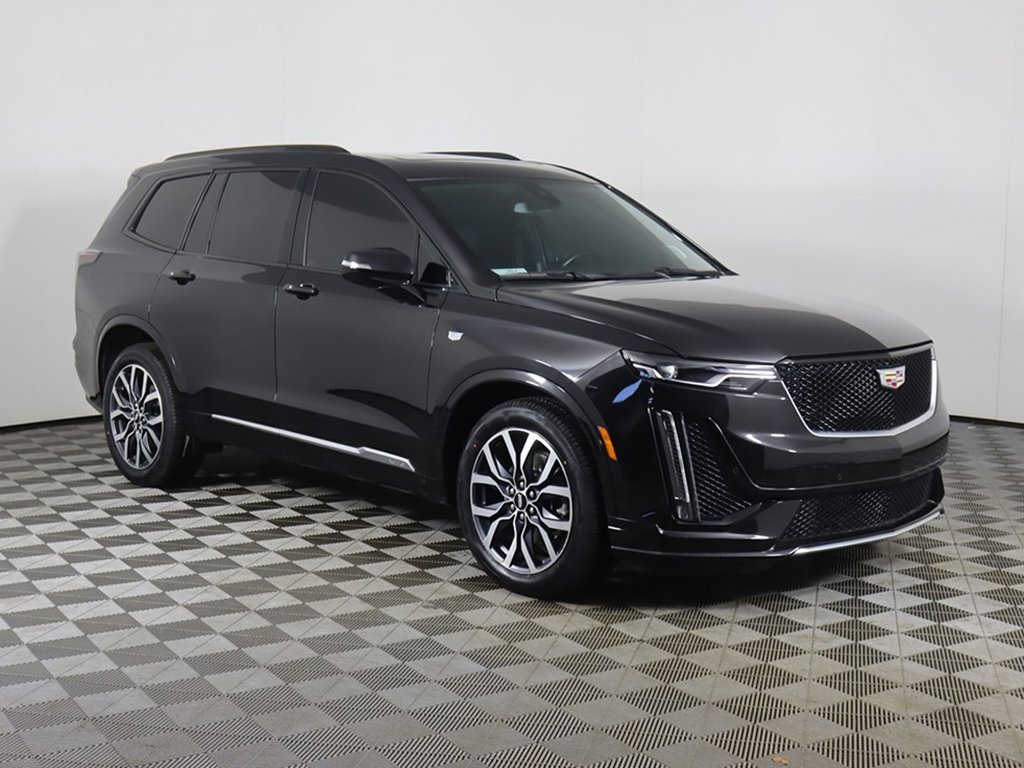 Used 2021 Cadillac XT6 Sport image 2
