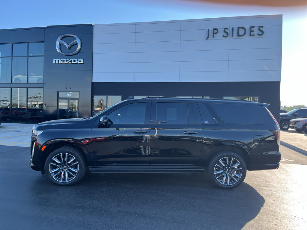 Used 2021 Cadillac Escalade ESV Sport w/ Driver Assist Tech Package AWD/4WD image 2