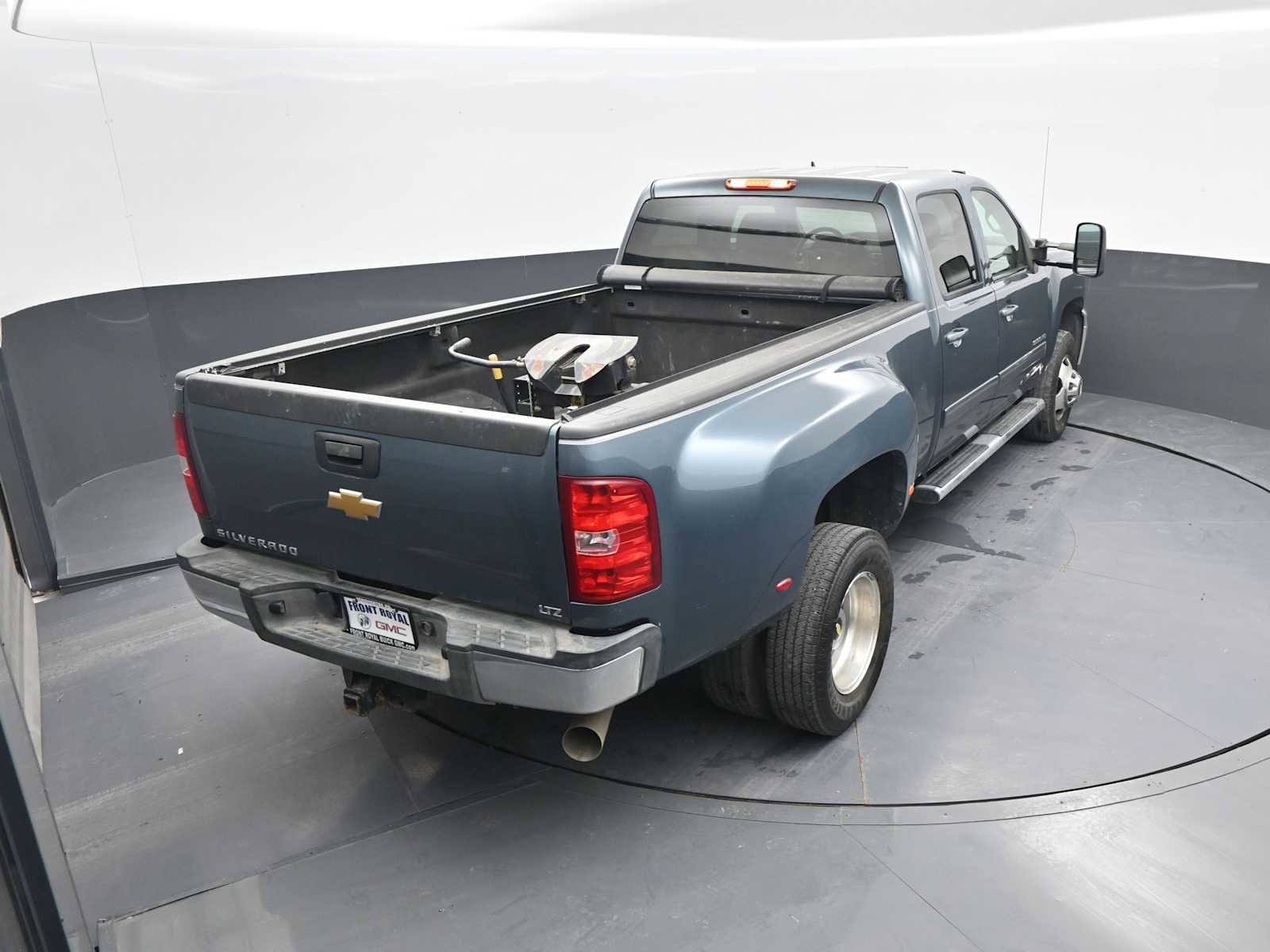 Used 2012 Chevrolet Silverado 3500 LTZ image 36