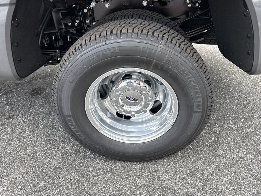 New 2026 Ford F350 Platinum AWD/4WD image 25