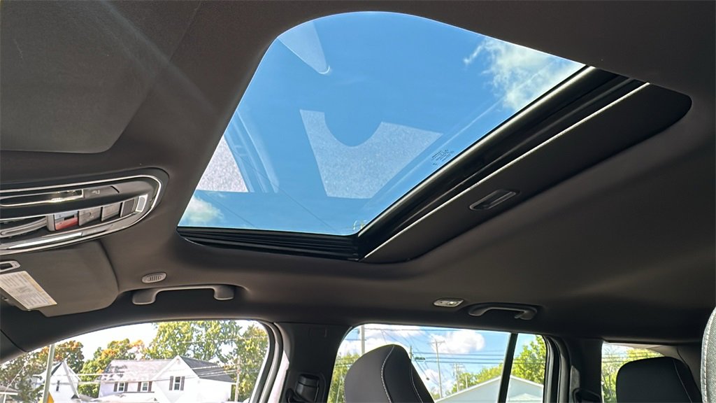 New 2025 Jeep Grand Cherokee Laredo X w/ Luxury Tech Group I image 25