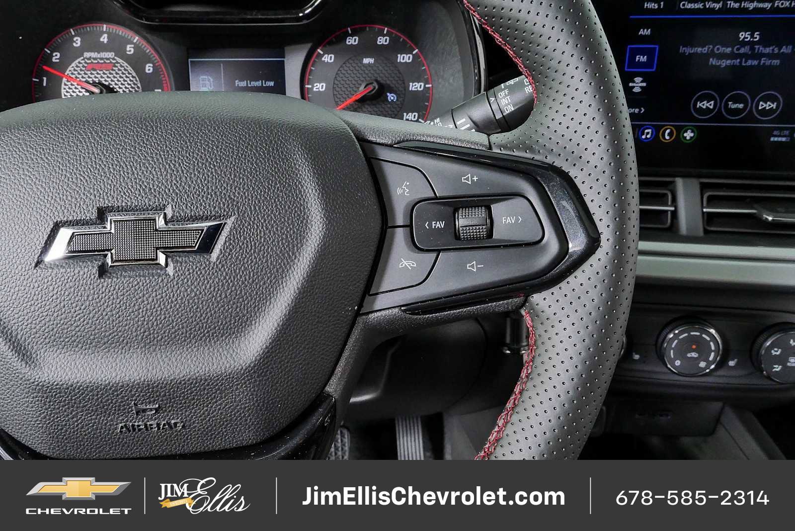 New 2026 Chevrolet Trax RS w/ Sunroof Package FWD image 10