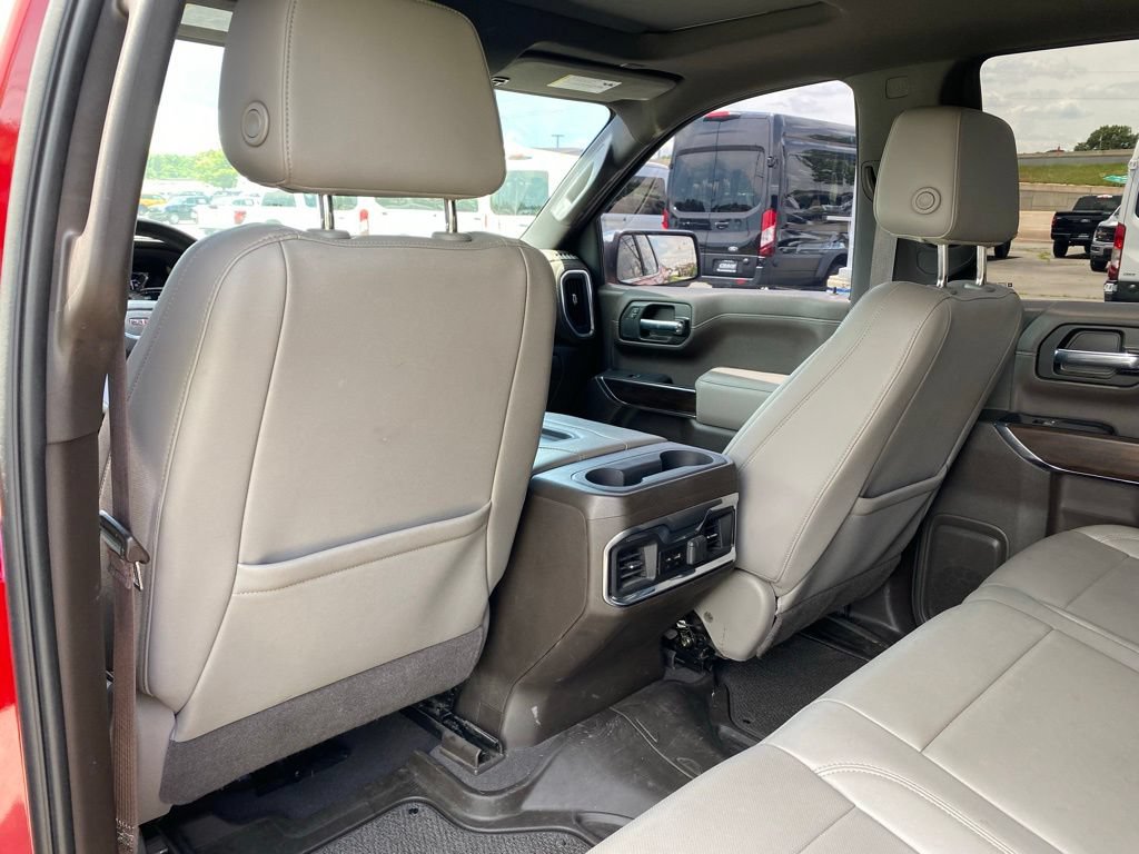 Used 2022 GMC Sierra 1500 SLT w/ SLT Premium Package AWD/4WD image 30