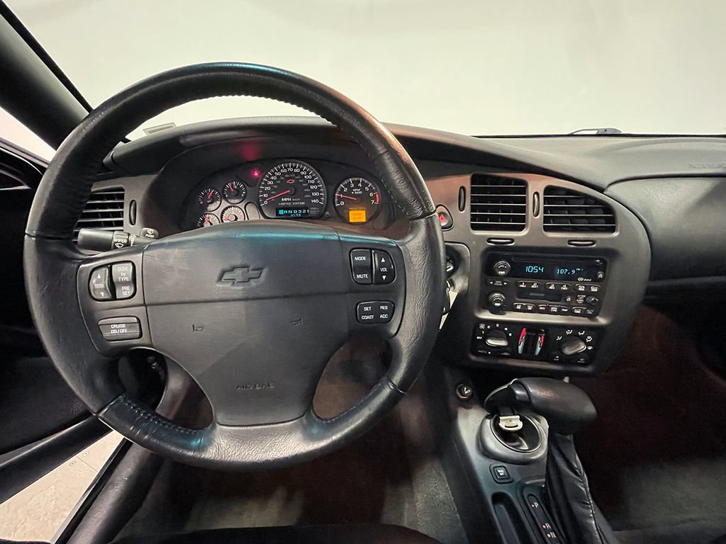 Used 2001 Chevrolet Monte Carlo SS w/ High Sport Appearance Pkg FWD image 93