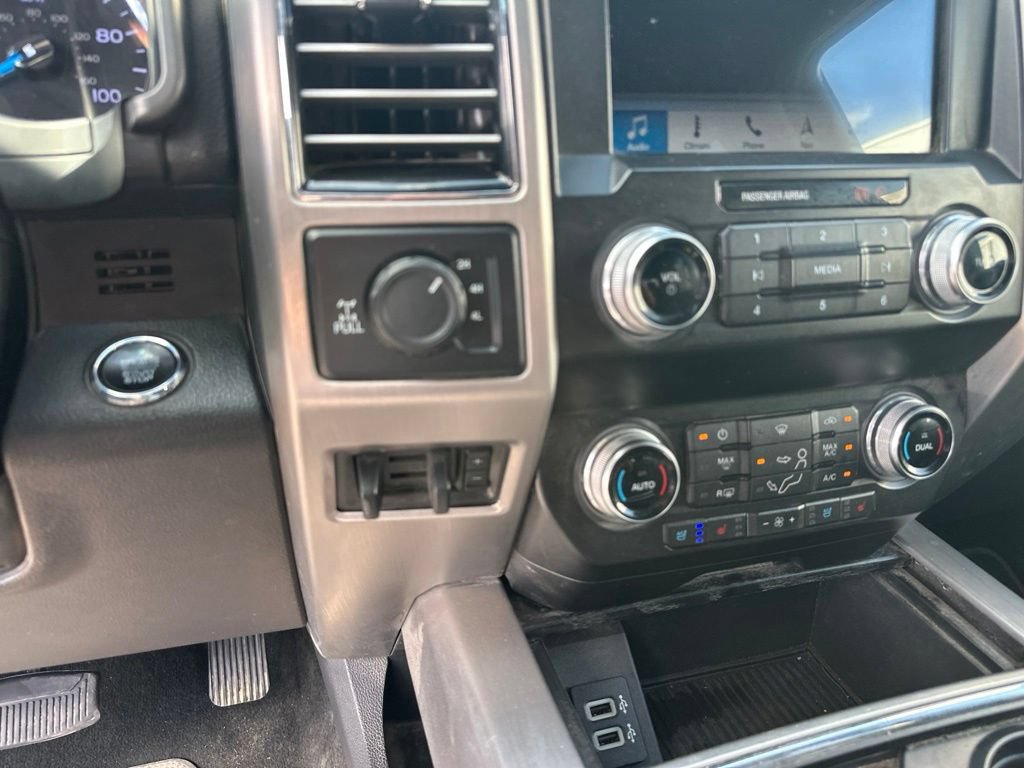Used 2019 Ford F350 Platinum w/ Platinum Ultimate Package AWD/4WD image 14