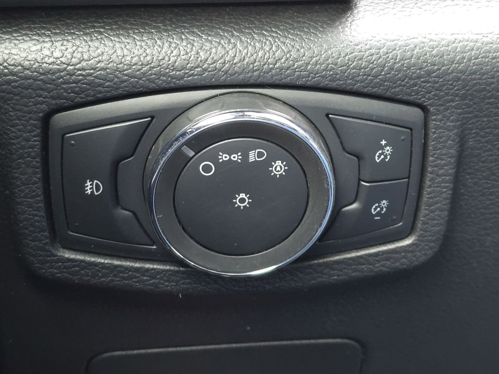 Used 2021 Ford Expedition XLT w/ Equipment Group 202A image 29